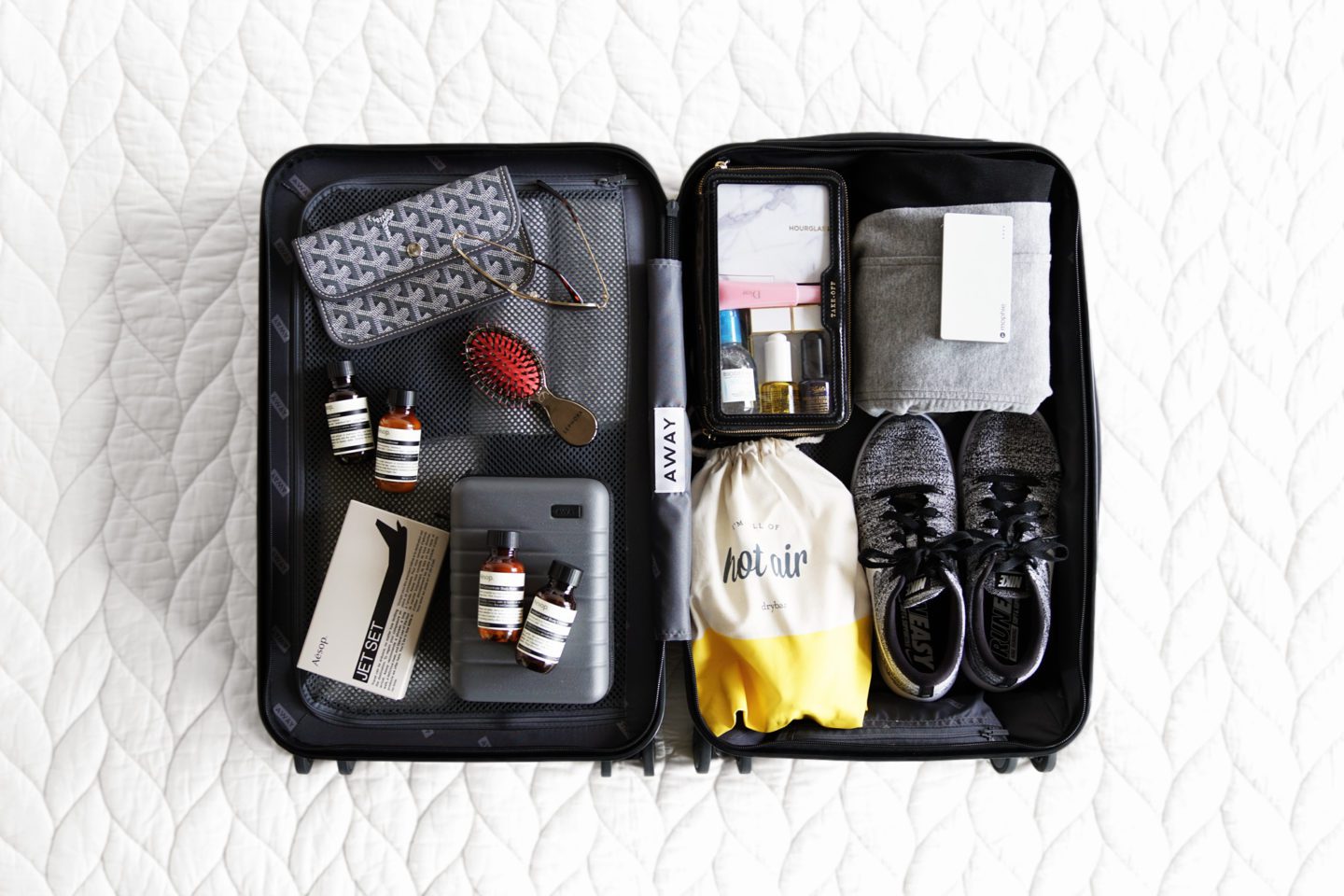 Away Luggage Carry On in Sand