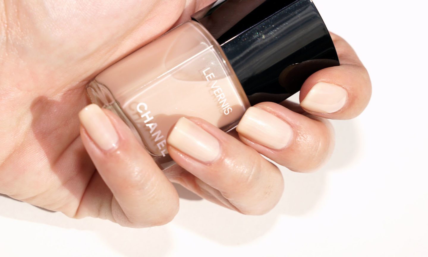 Chanel Le Vernis Blanc White Spring 2017