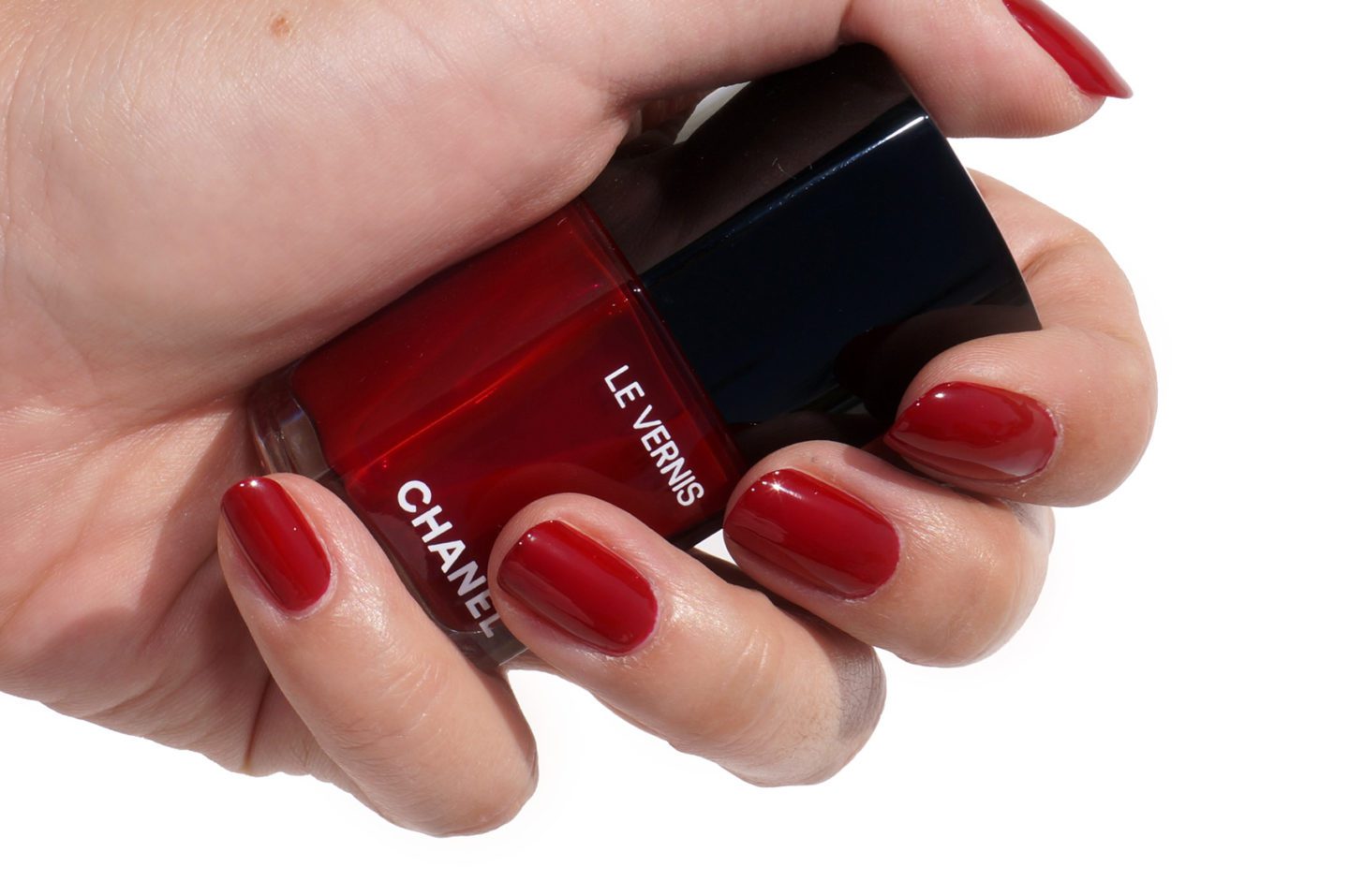 Chanel Le Vernis Emblematique | Fashion Groom Spot