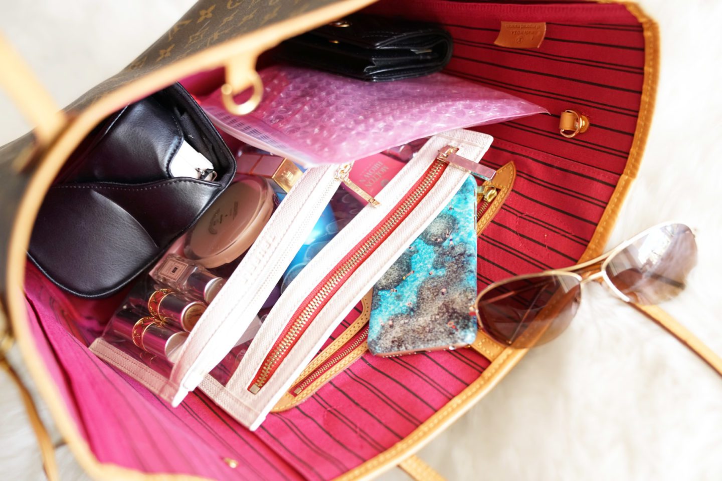 Inside My Bag Truffle Pouches | Fashion Groom Spot