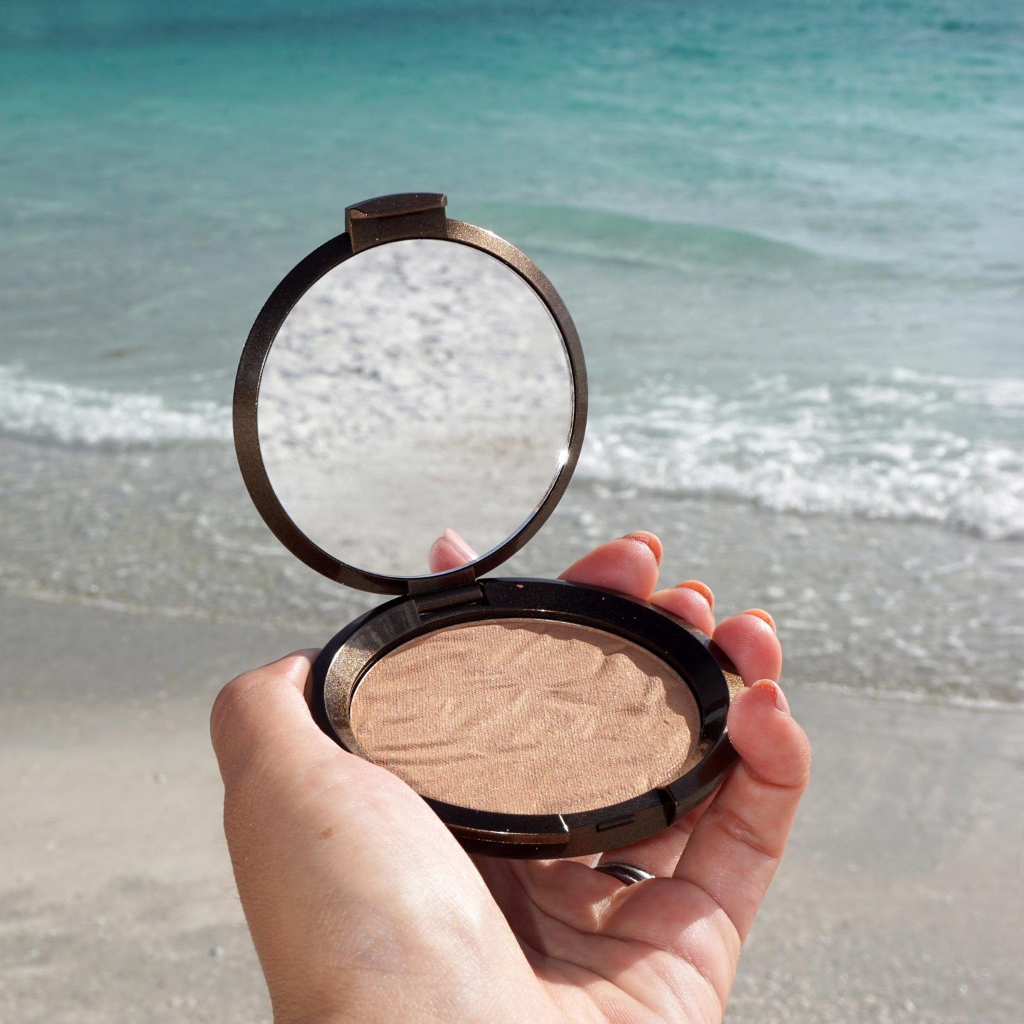 Becca Sunlit Bronzer Review and Swatches | Fashion Groom Spot