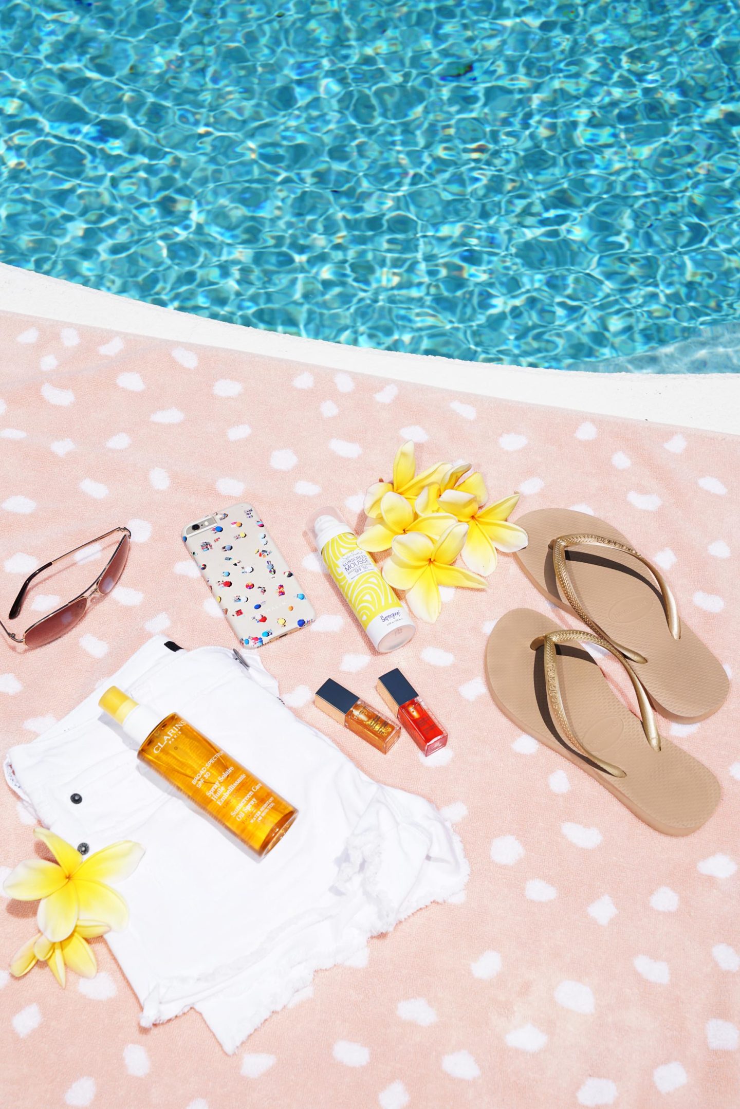 Poolside-Clarins-Supergoop-Havainas | Fashion Groom Spot