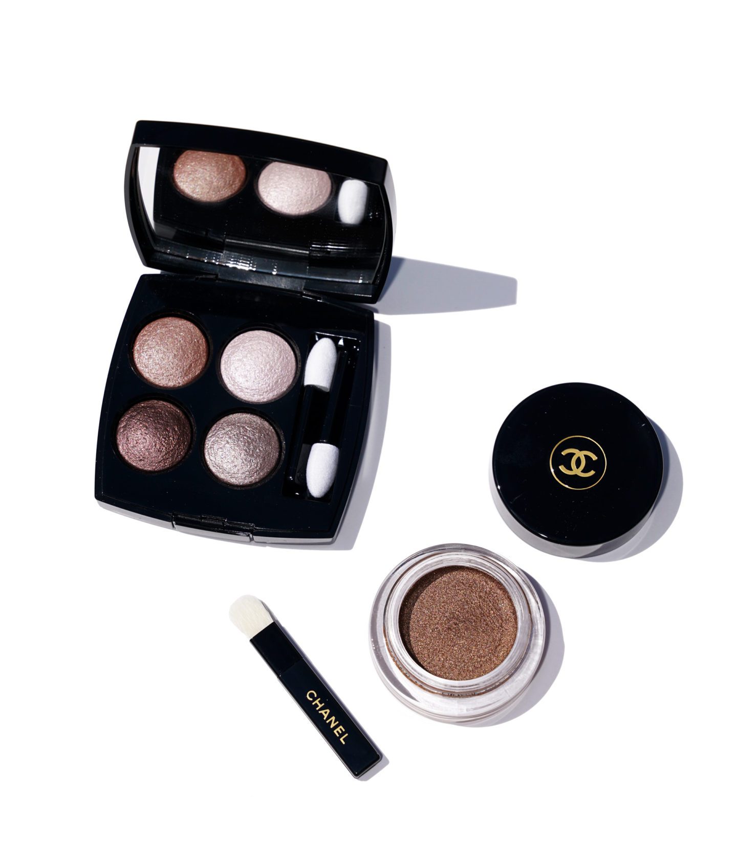 Chanel Les 4 Ombres City Lights and Ombre Premiere Cream in Memory