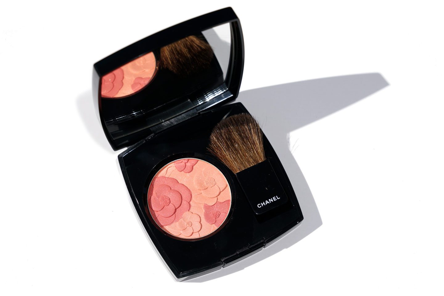 Chanel Jardin de Chanel Blush Camelia Peche Review | Fashion Groom Spot