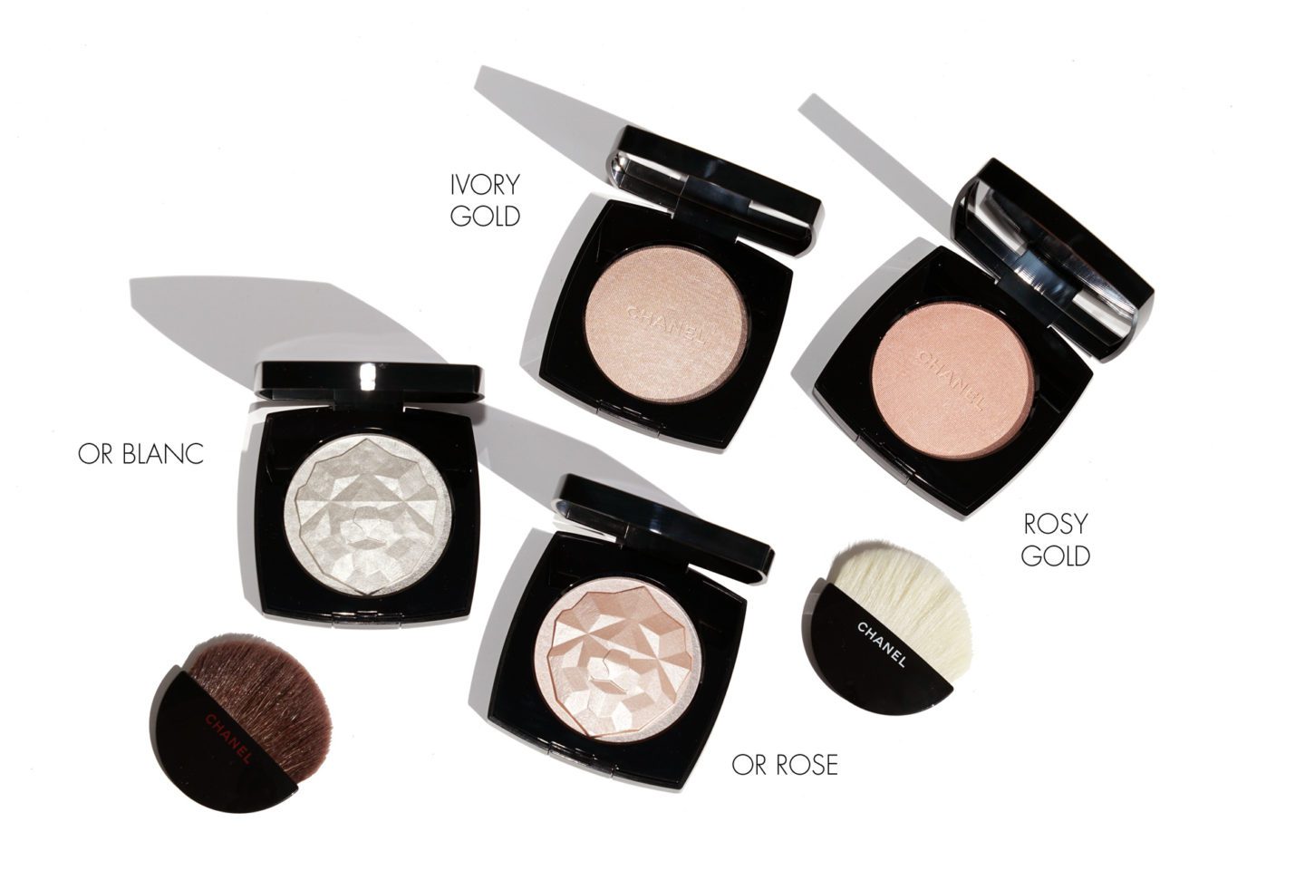 Chanel Highlighters Poudre Lumiere in Ivory Gold and Rosy Gold, Le Signe du Lion in Or Blanc and Or Rose Review | Fashion Groom Spot