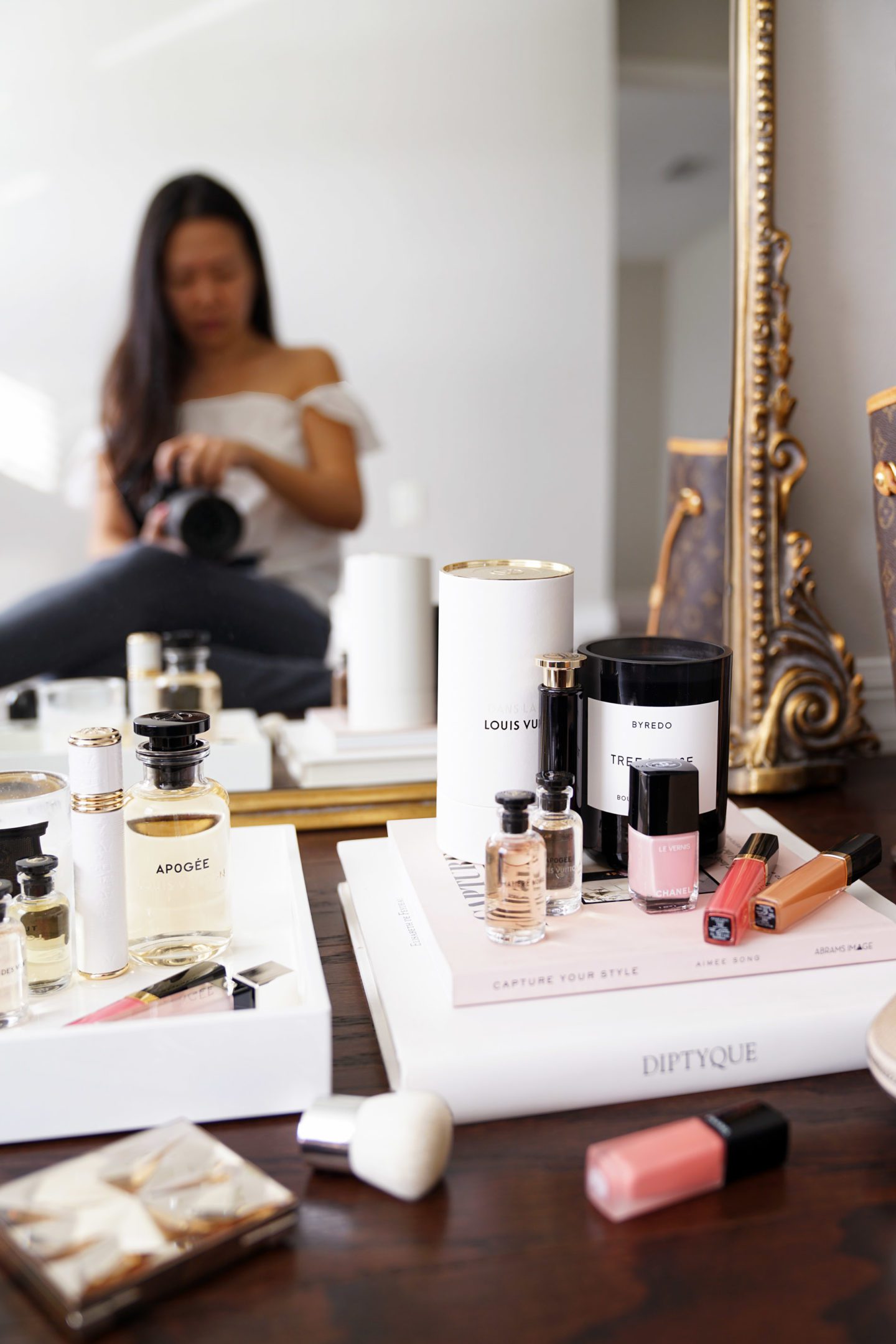 Beauty Look Book Anthropologie Mirror, Byredo Tree House, Louis Vuitton Parfums