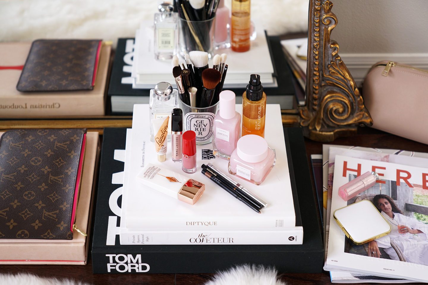 Loving Right Now, Glow Recipe Watermelon Juice Moisturizer, Charlotte Tilbury Brightening Youth Glow, Shu Uemura Art of Hair Serum, Armani Lip Magnet 508, Bronze Eyeliner NARS, Hourglass Sisley-Paris, Marc Jacobs Cream and Sugar Lip Gloss, Lanolips Coconut