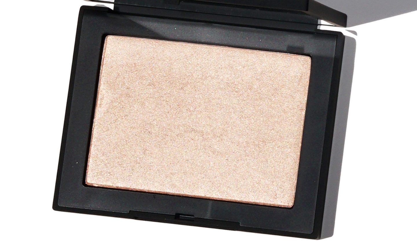 NARS Highlighting Powder in Fort de France