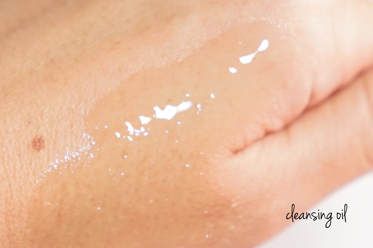 Chanel L'Huile Cleansing Oil Review