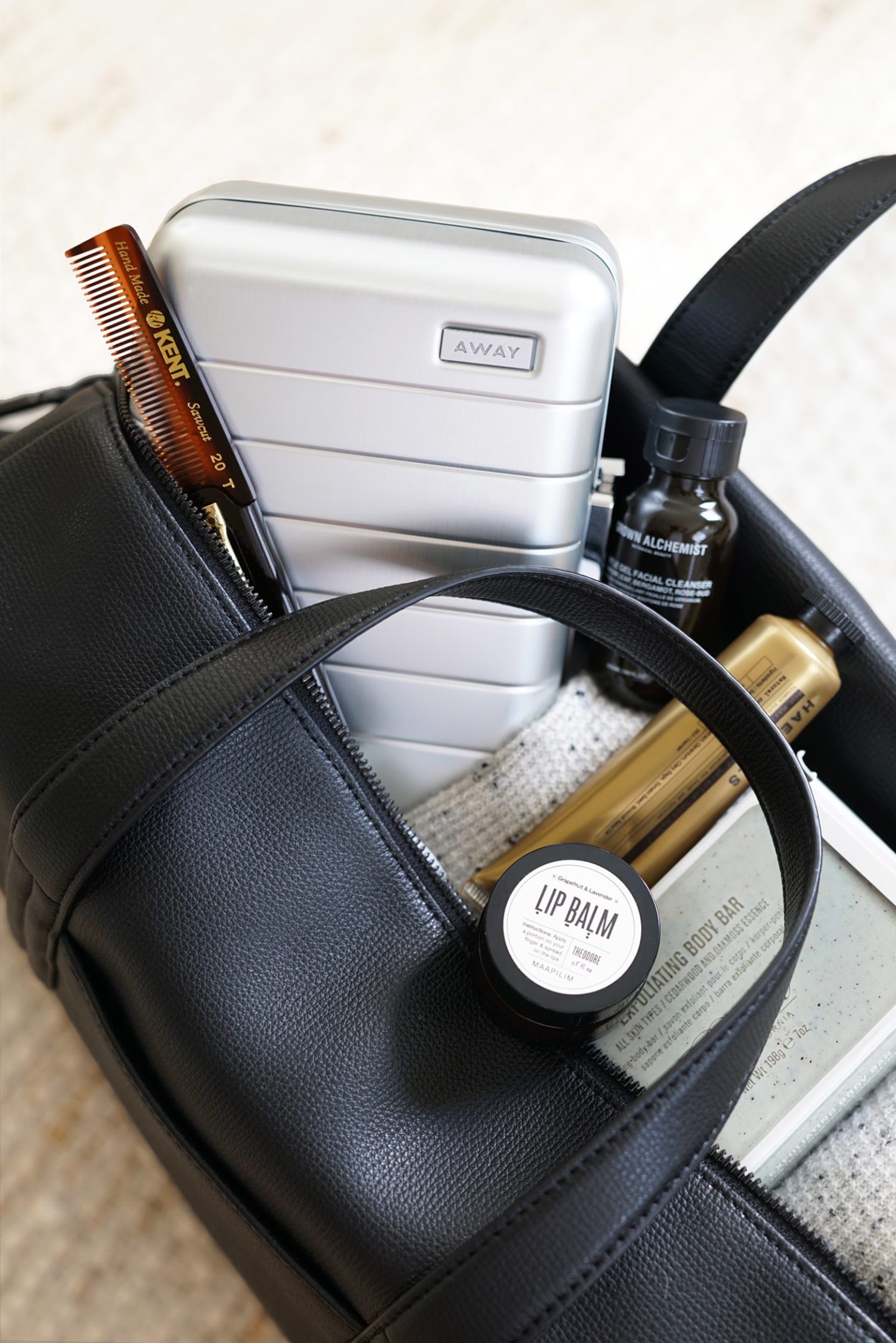 Away Mini Grooming Set Holiday 2018