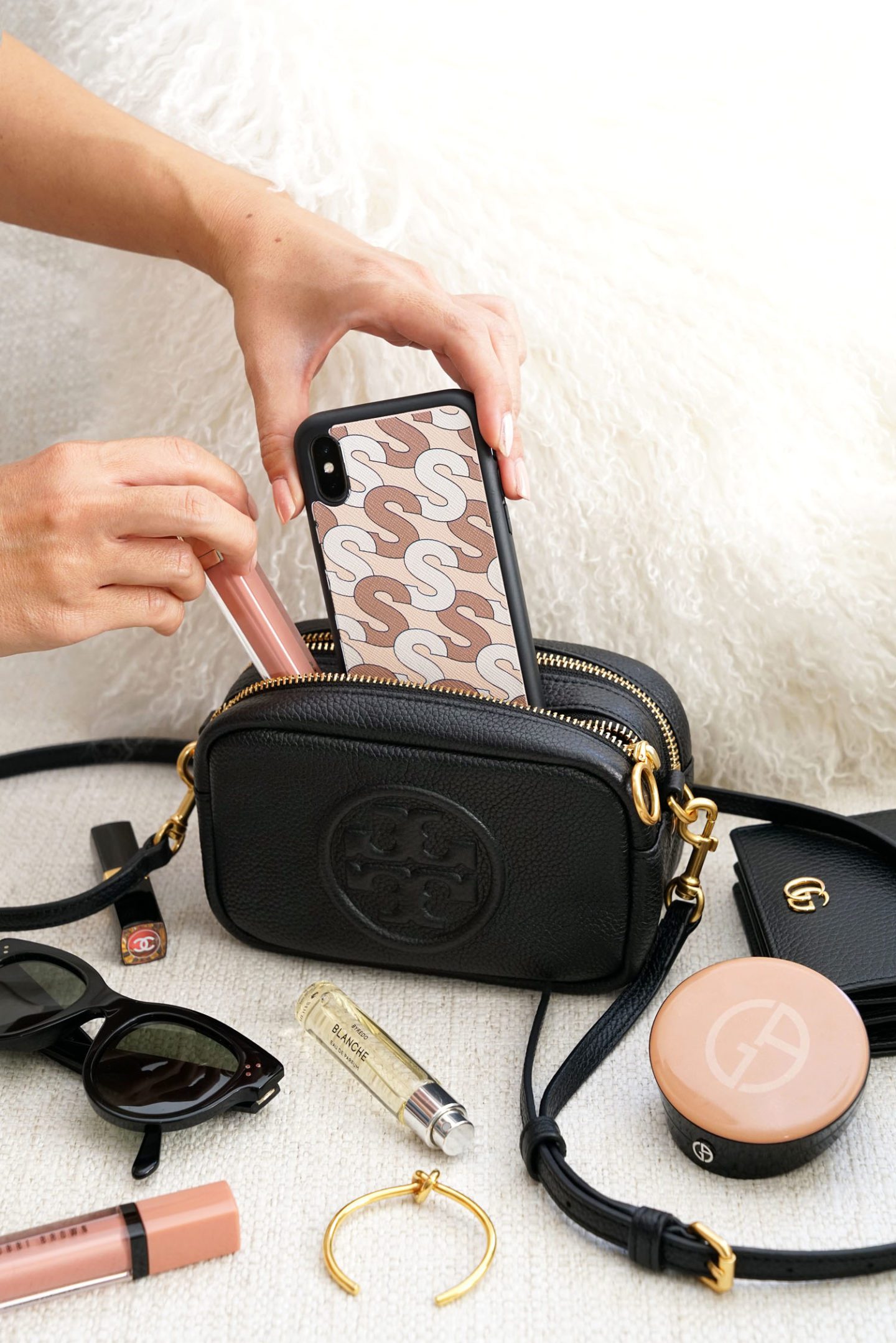 Tory Burch Perry Bombe Mini Bag Review | Fashion Groom Spot