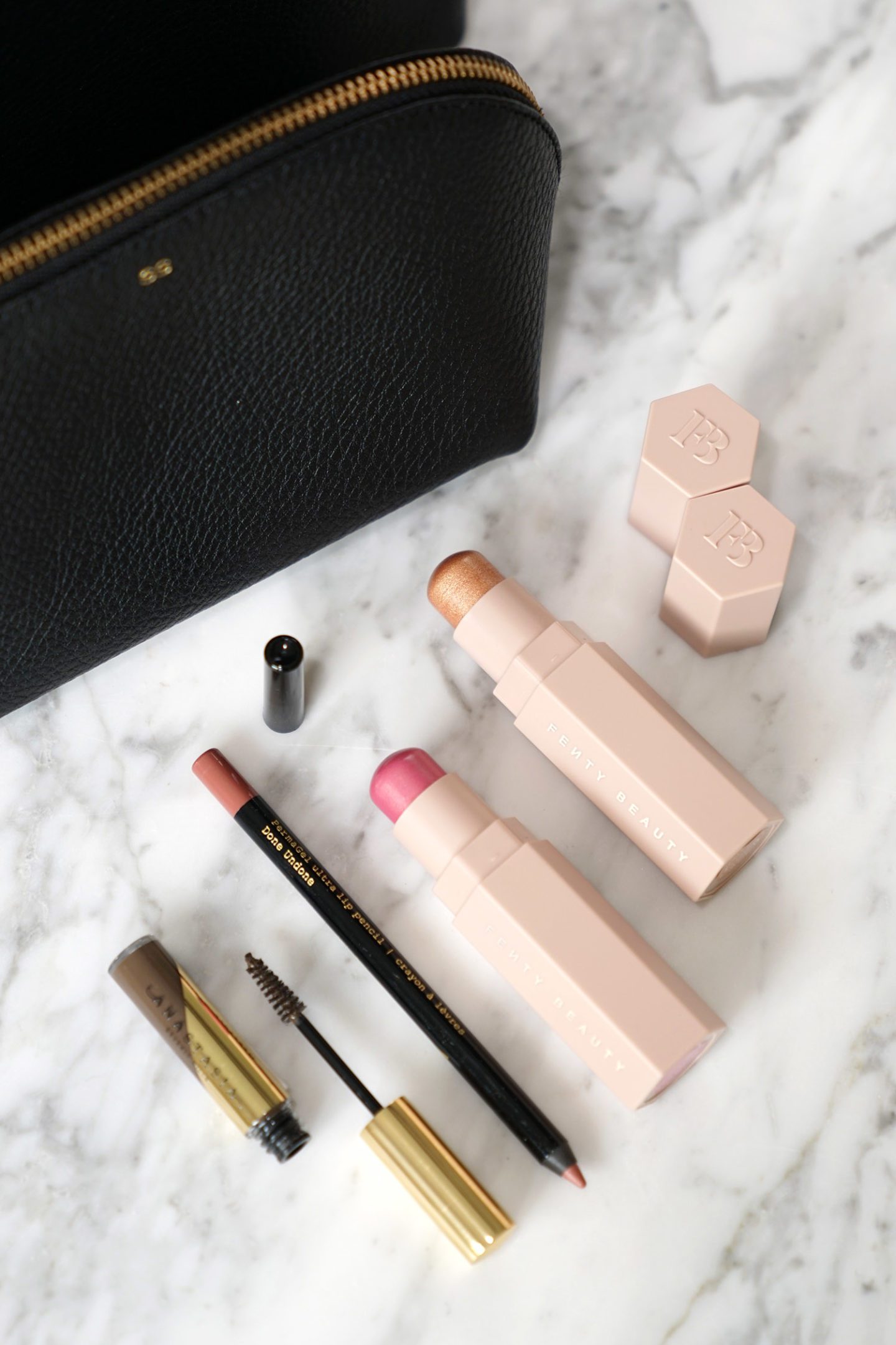 Makeup Haul Picks Anastasia Dipbrow, Pat McGrath lip pencil, Fenty Highlighters Champagne