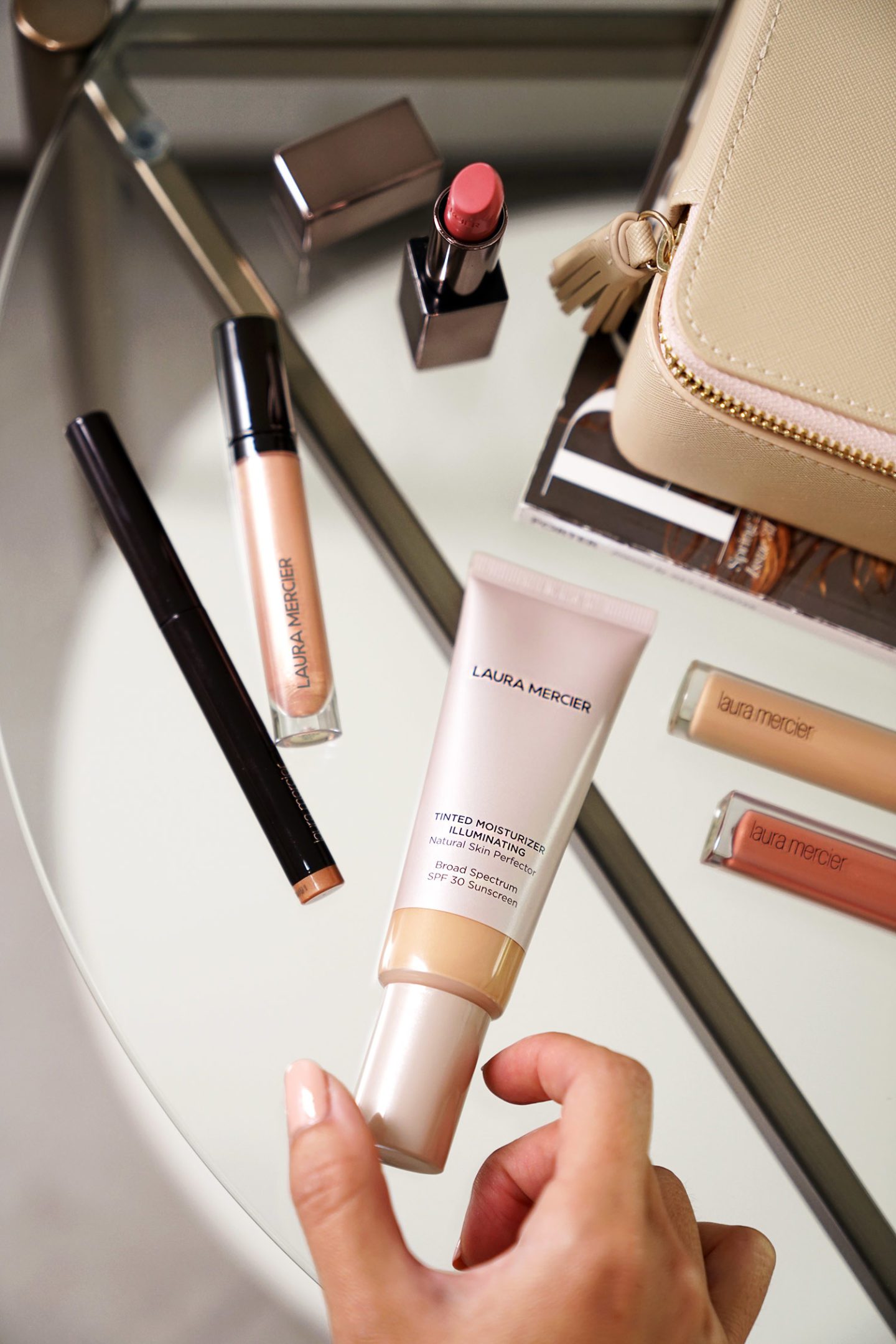 Laura Mercier Tinted Moisturizer Illuminating NEW formula Warm Radiance
