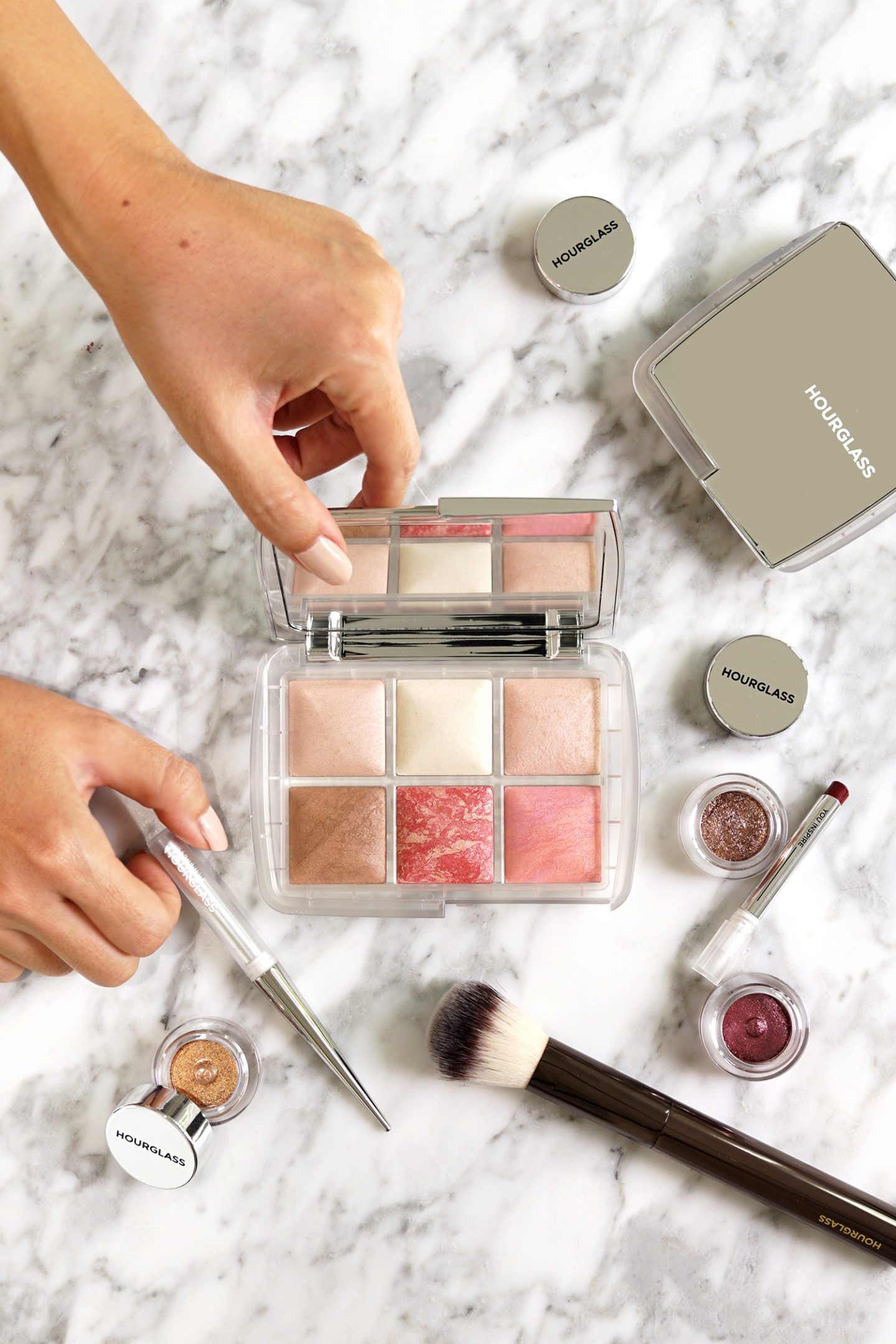 Hourglass Holiday 2019 Ghost Review