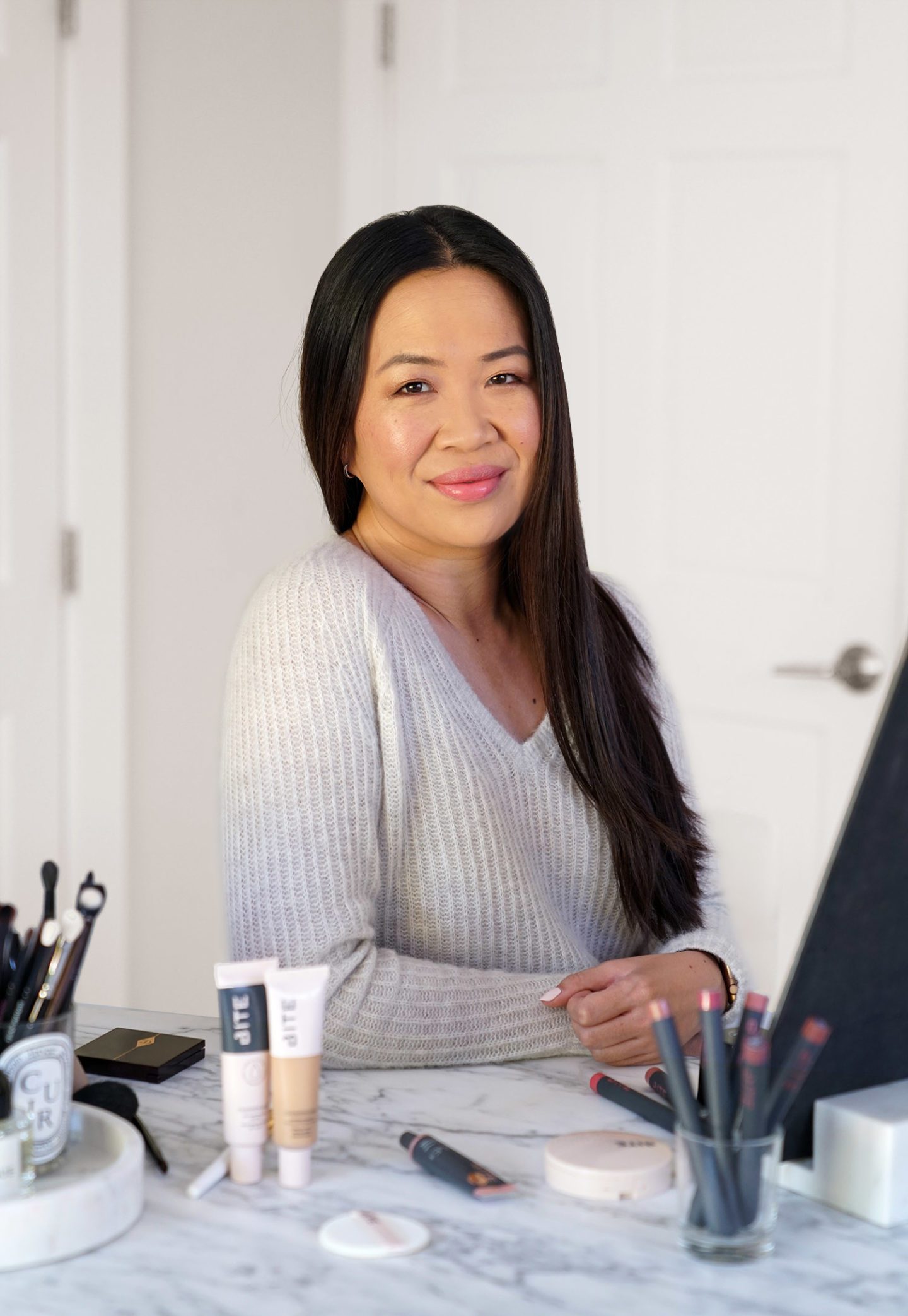 Bite Powder Move Lip Crayon in Honeycrisp