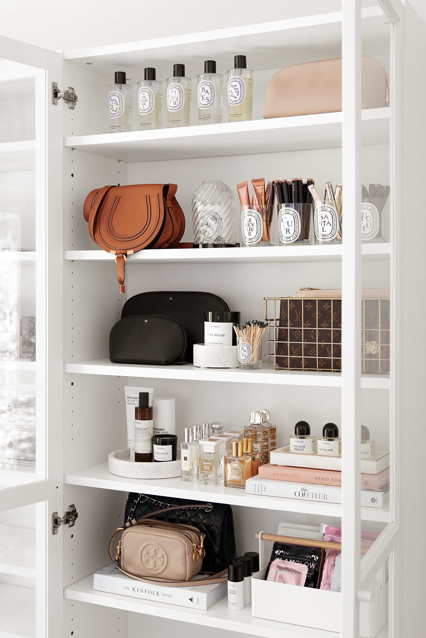 Beauty Lookbook Shelfie