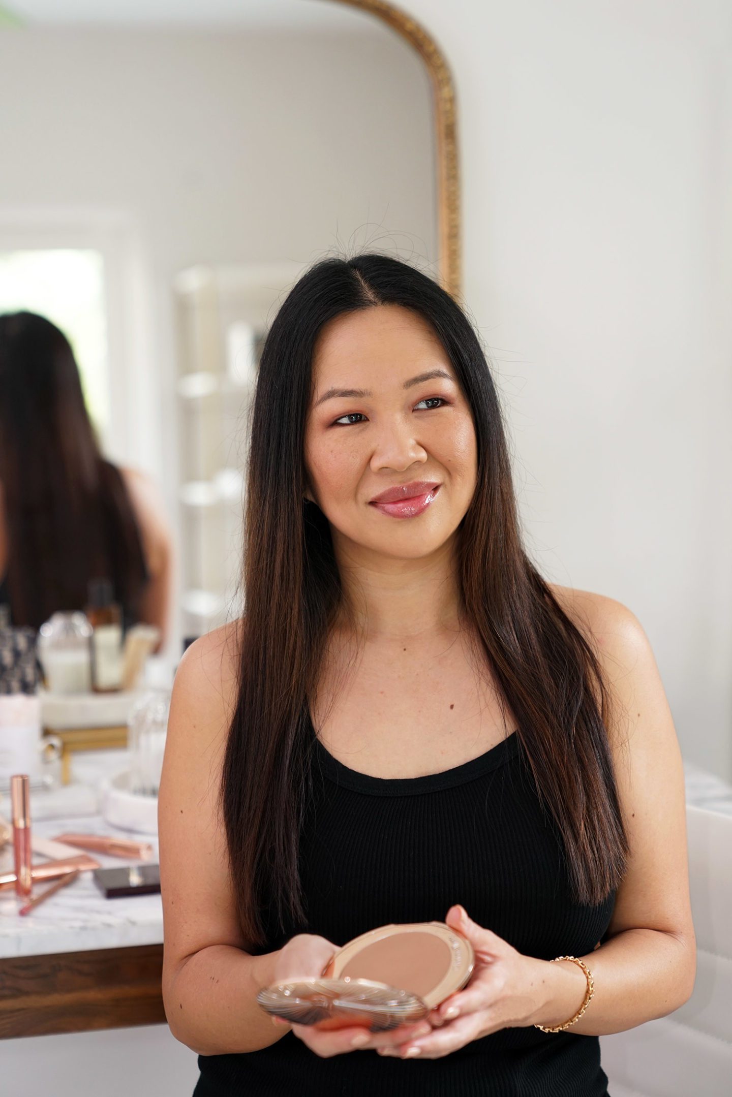 Charlotte Tilbury Airbrush Bronzer in Medium | Fashion Groom Spot