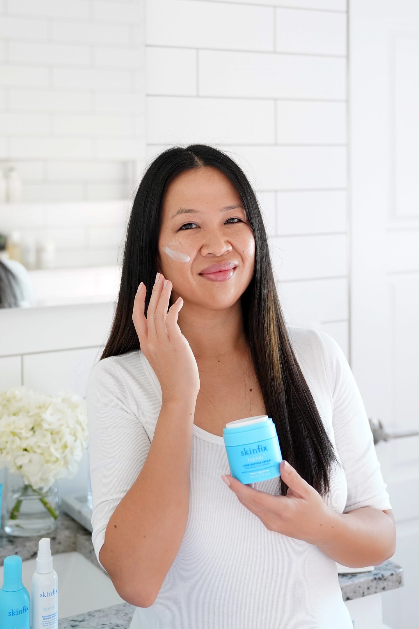 Beauty Look Book Skinfix Cream