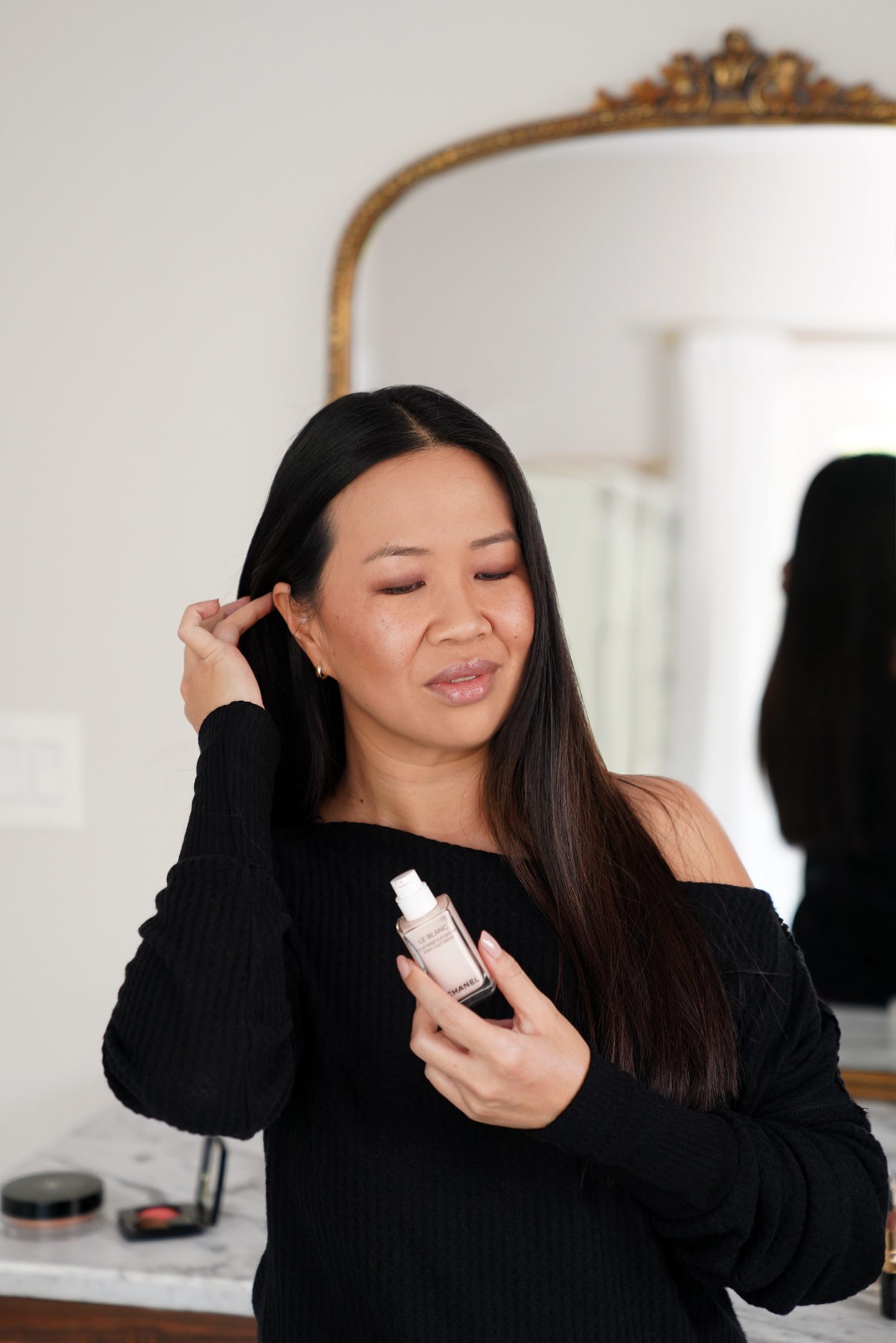 Chanel Makeup Look Le Blanc Rosy Light Drops Rouge Coco Flash in Boy | Sabrina The Beauty Lookbook