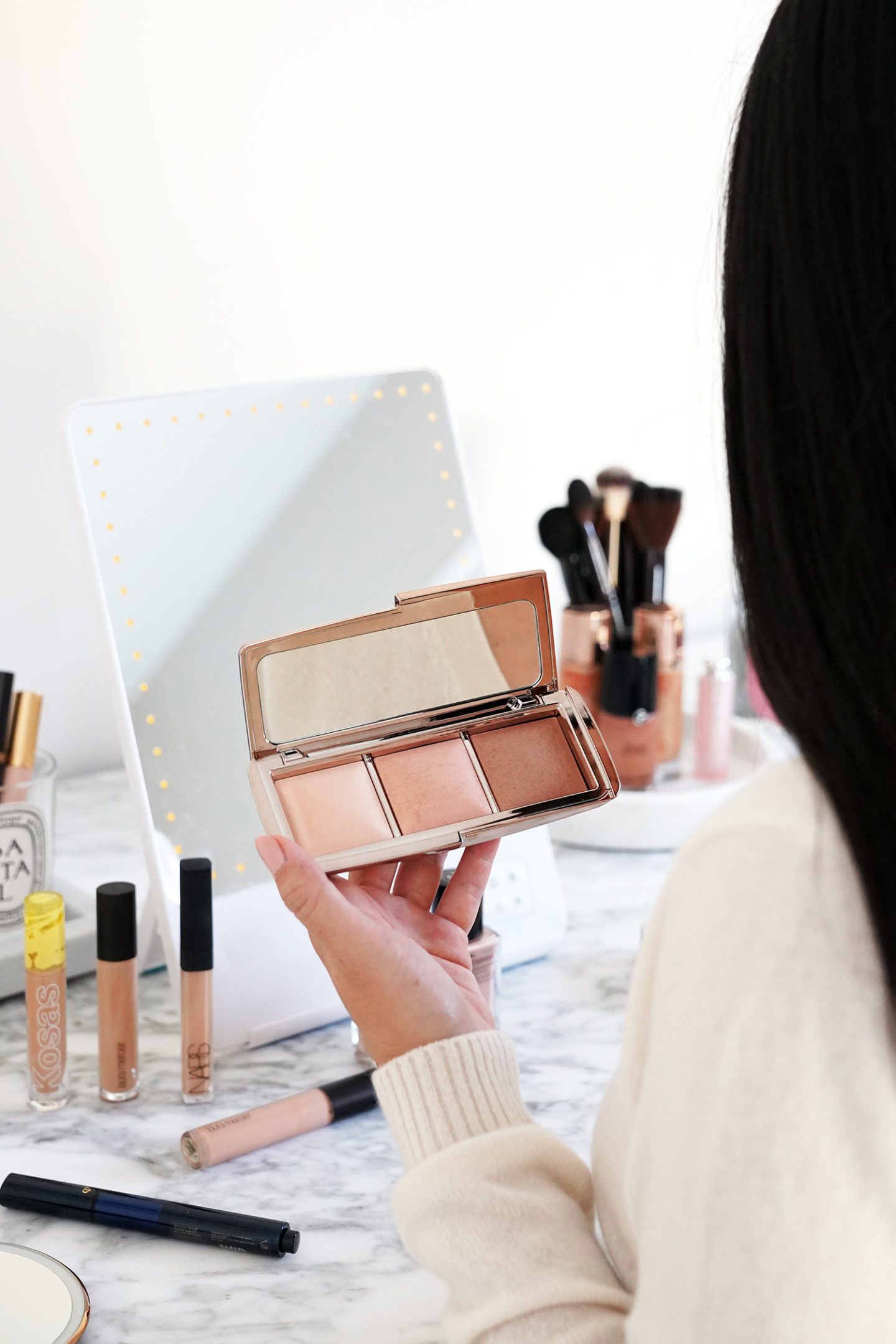 Hourglass Ambient Lighting Edit Palette Volume II