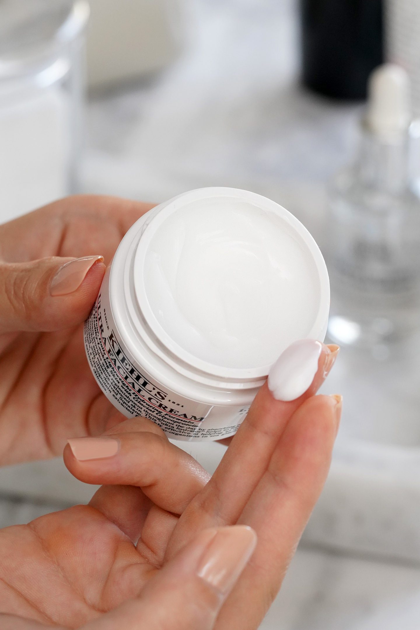 Kiehl's Ultra Facial Cream Lightweight Moisturizer
