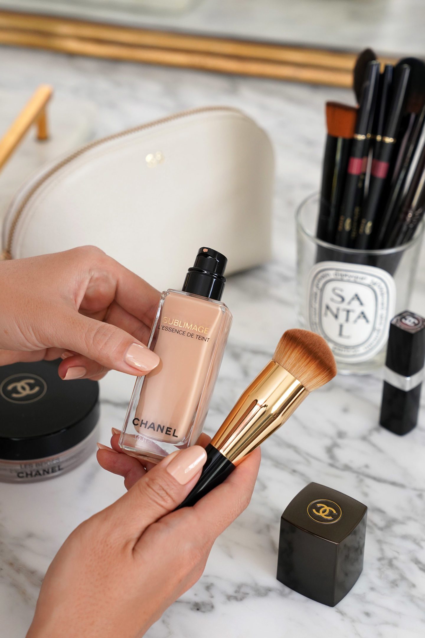 Chanel Sublimage L’Essence de Teint B40