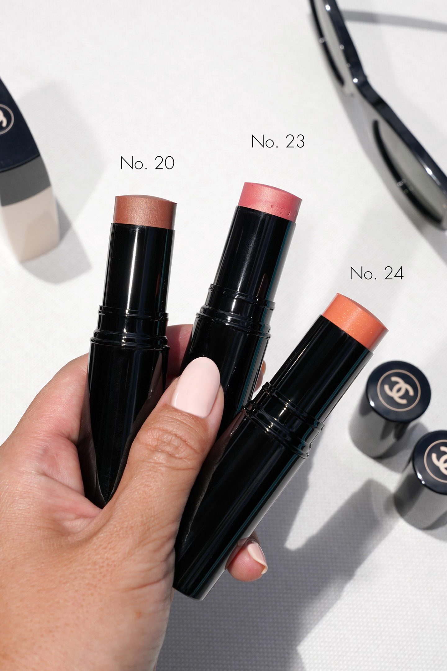 Chanel Les Beiges Healthy Glow Sheer Colour Sticks 