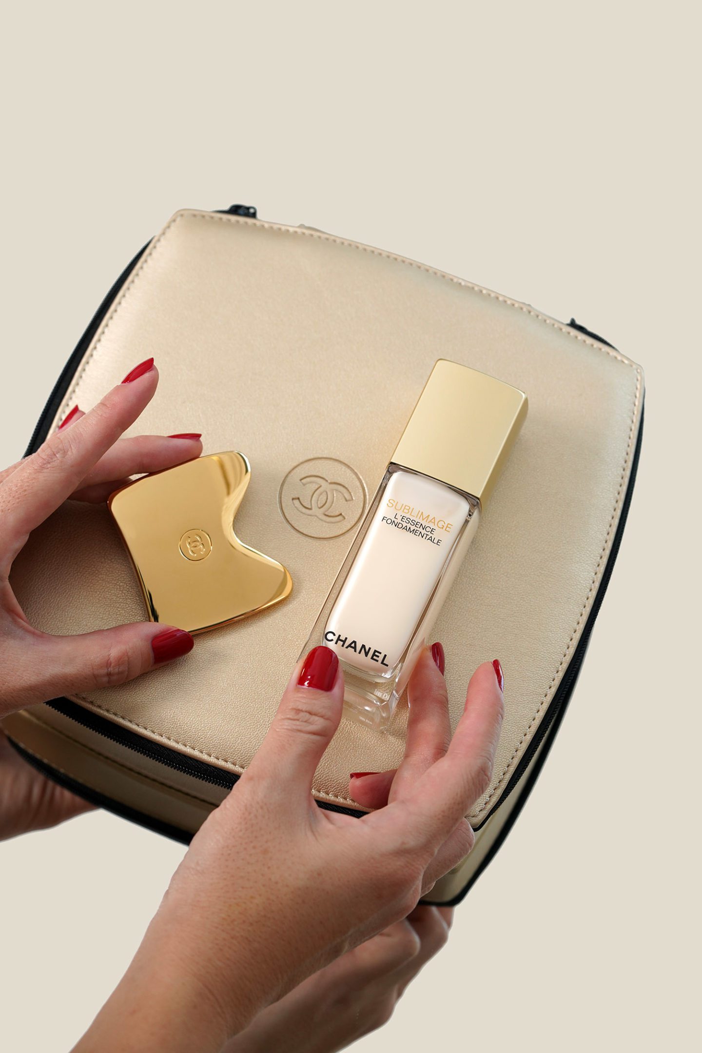 Chanel SUBLIMAGE LE COFFRET FONDAMENTAL Set