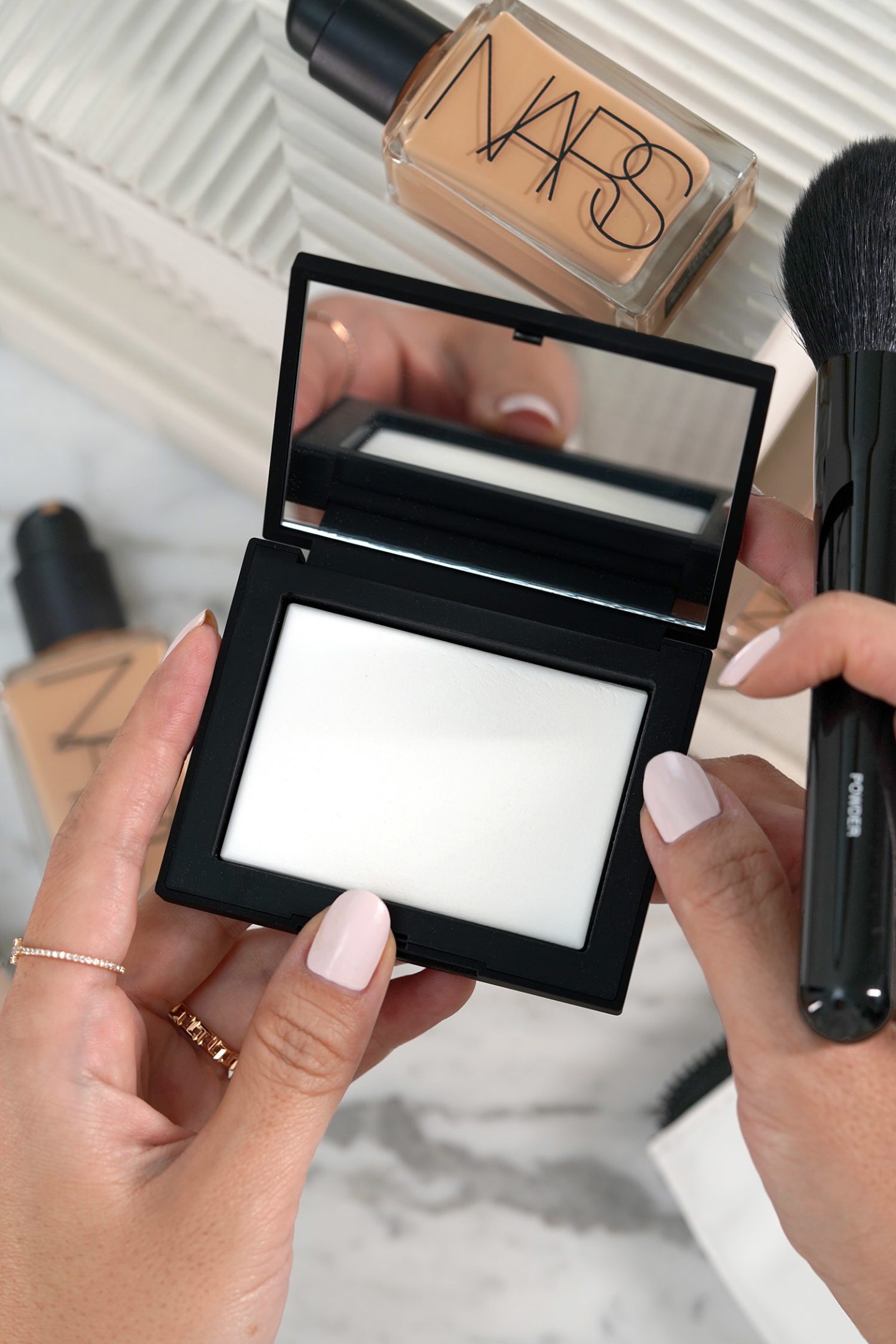 NARS Light Reflecting Pressed Powder in Crystal 