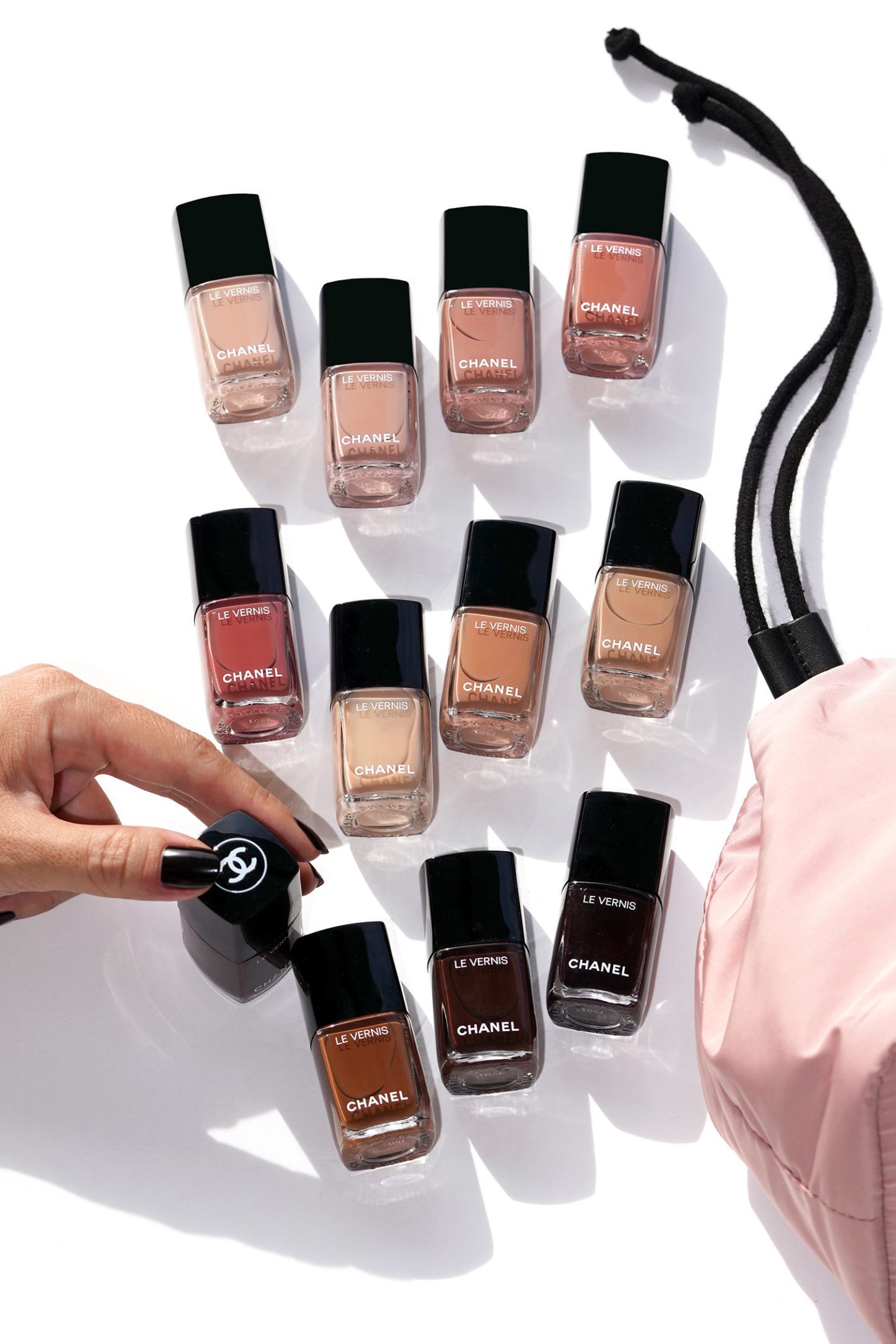 Chanel Fall 2022 Le Vernis Longwear Nail Colors