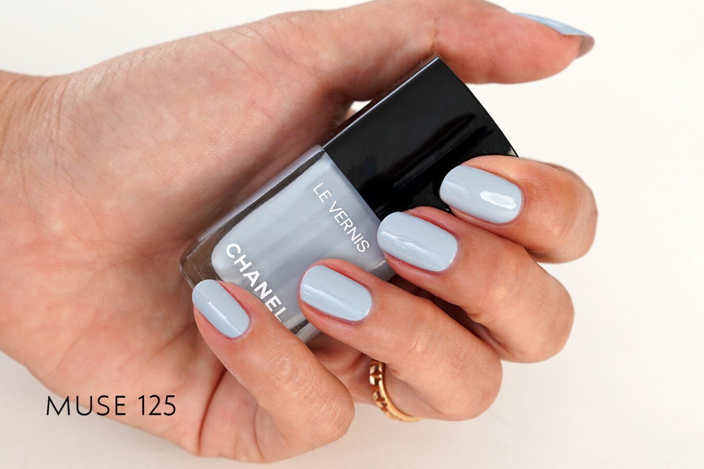 Chanel Le Vernis 125 Muse 