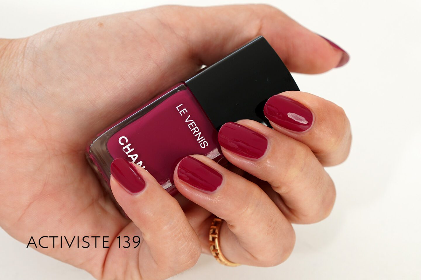 Chanel Le Vernis 139 Activiste 