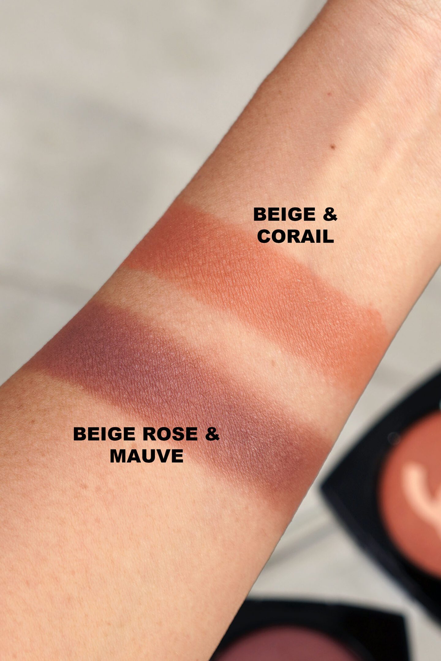 Chanel Douceur D’Equinoxe Powder Blush Harmony swatches