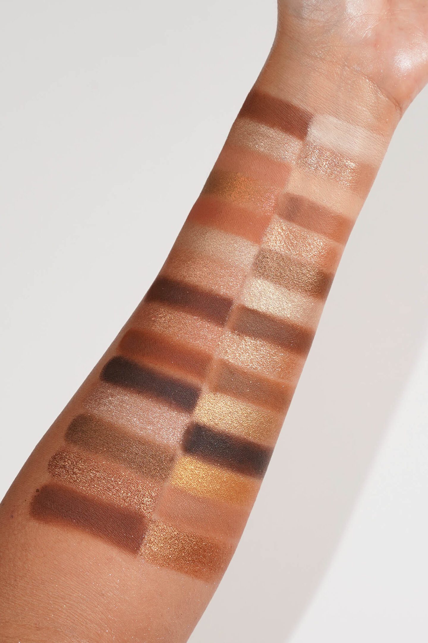 Natasha Denona I Need a Warm Palette swatches vs Golden Palette