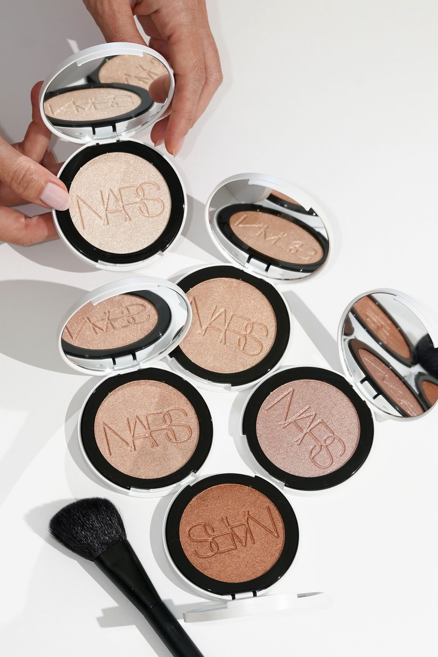 NARS Light Reflecting Luminizing Powder 